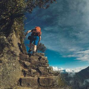Vandring uppför en trappa på Inkaleden