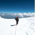 Vandrar ner från Elbrus
